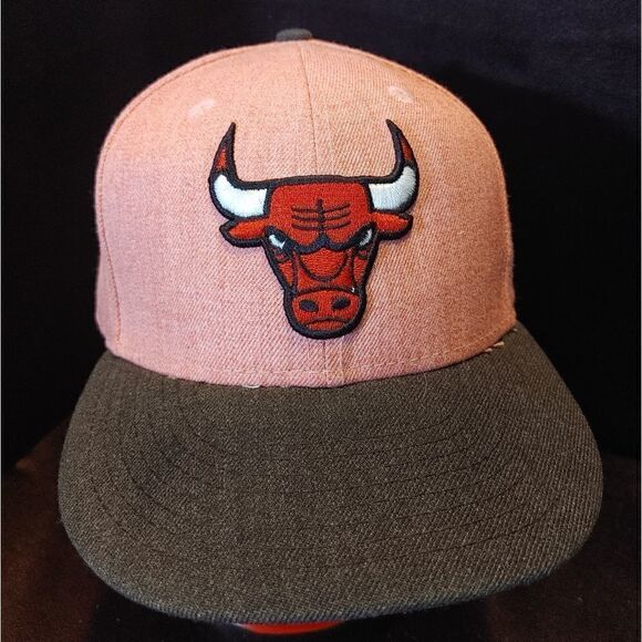 Bulls hat 7 3/8  - Picture 1 of 6